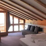 - Elements Lodge