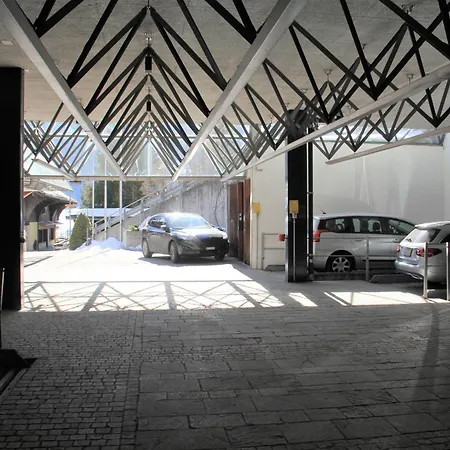 - Elements جريندلوالد